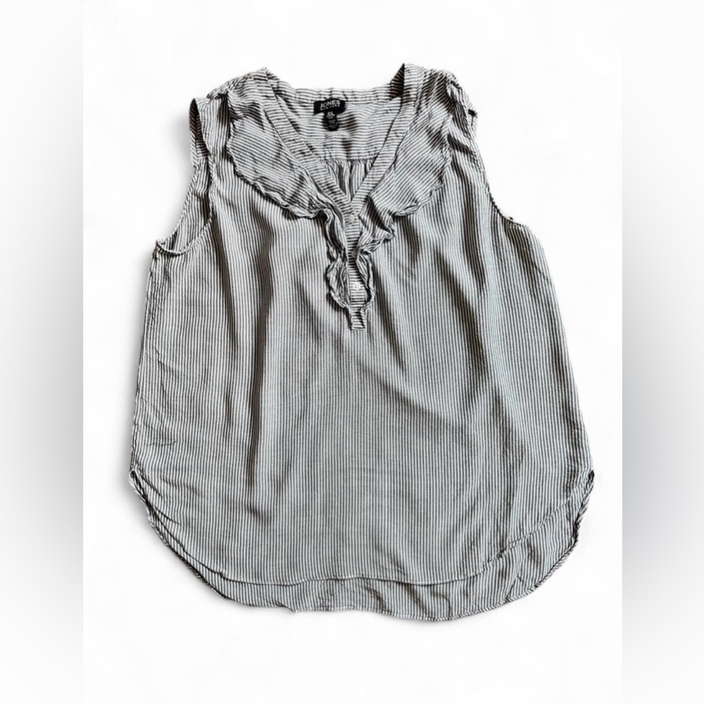 Jones New York Ruffle V-Neck Sleeveless Blouse XL | Classic Chic Striped Top